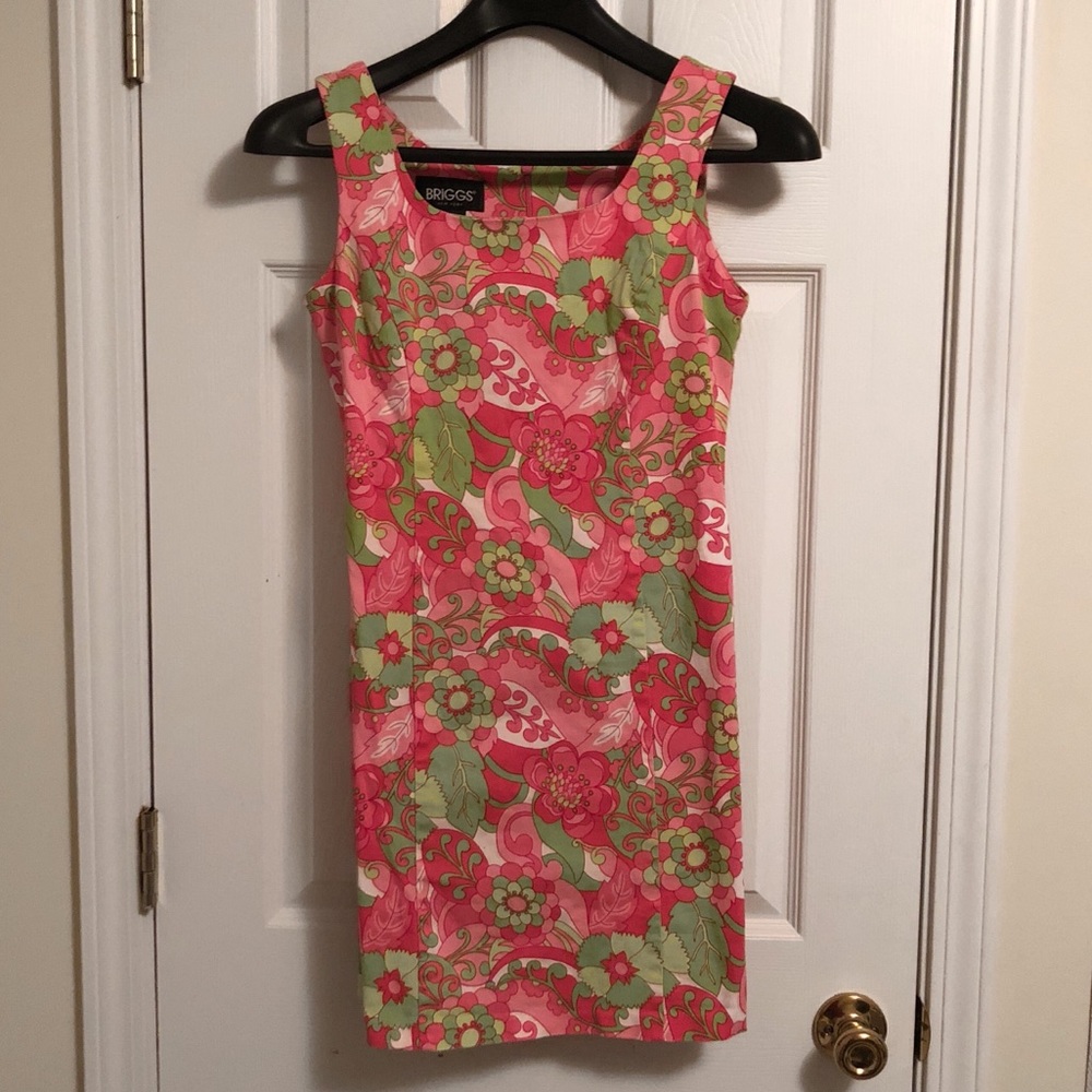 ☘️☘️☘️ Bright floral spring dress